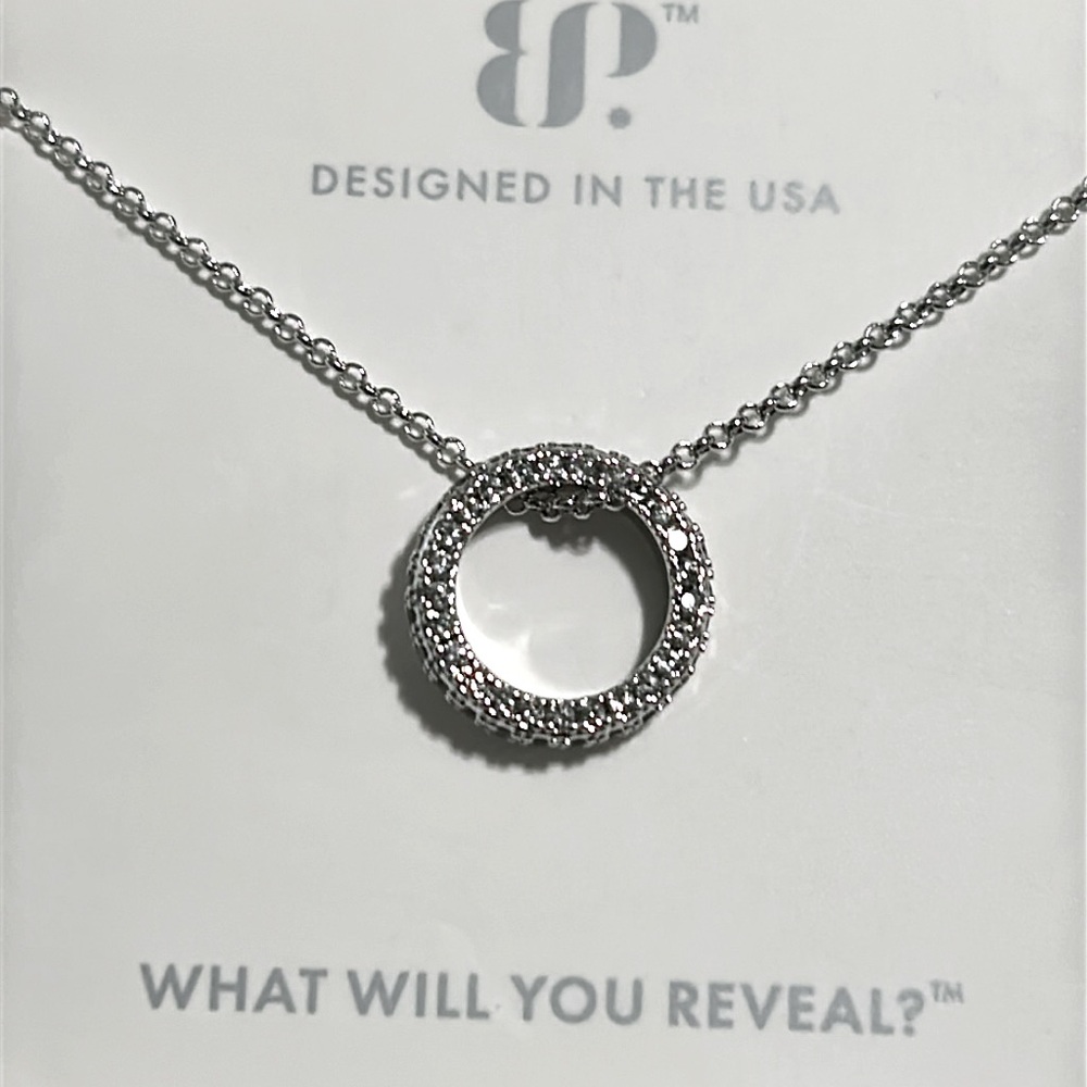 Bomb party necklace